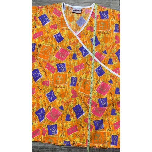 Jasco Uniform Womens Size M V-Neck Scrub Top Vibrant Holiday Geometric French - Picture 12 of 16